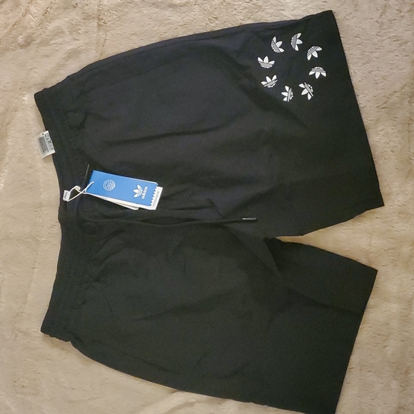 Adicolor Shattered Trefoil Swim Shorts Black - Picture 4 of 9